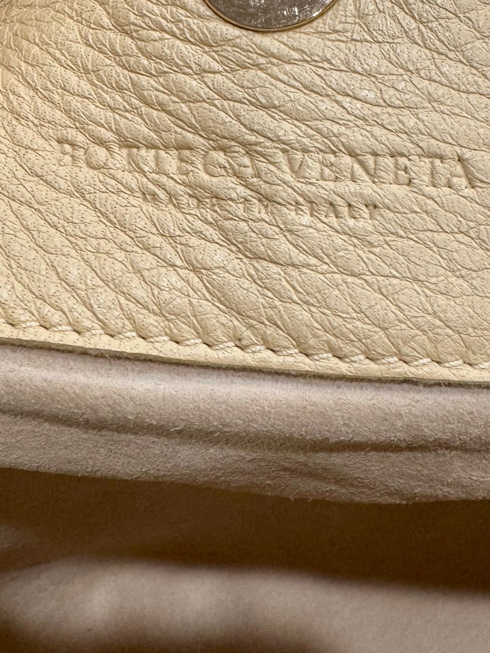 Bottega Veneta Italy Hobo Bag - Picture 7 of 11